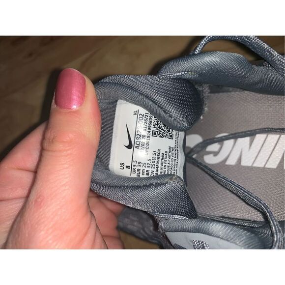 Nike running sneakers size 8  zoom windflow 6 gray - Picture 7 of 7